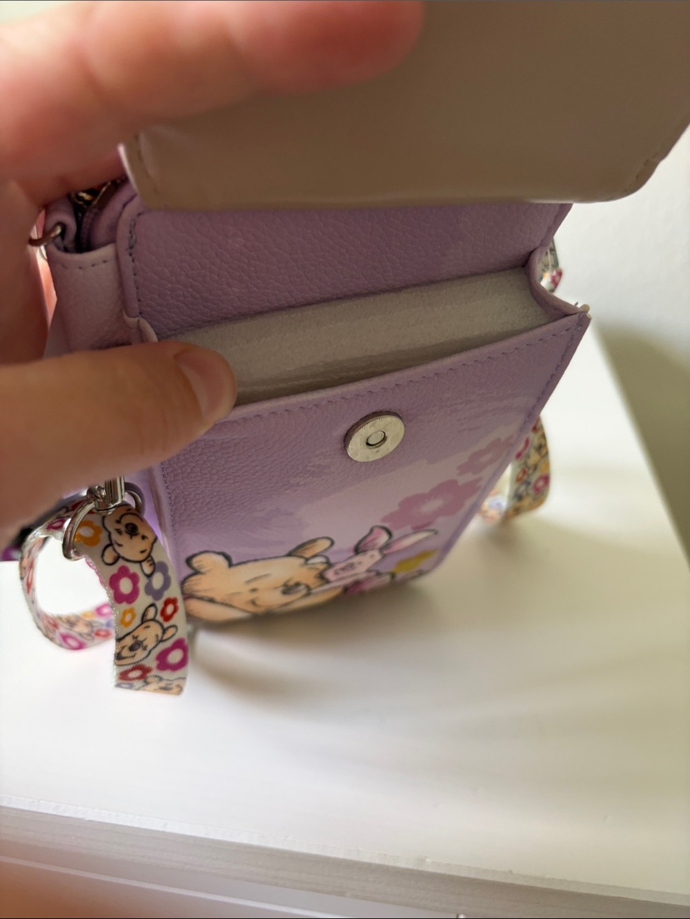Disney Winnie the Pooh & Piglet Wondapop Crossbody Phone Bag - Picture 6 of 10
